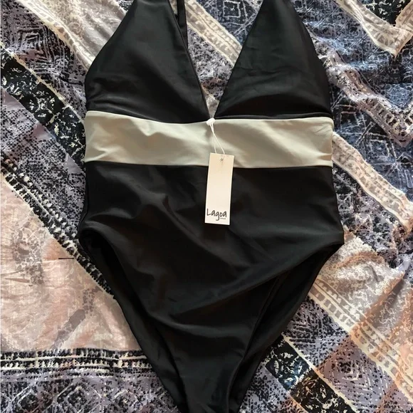 Lagoa Swimwear Black and Gray Women's One Piece Swimsuit NWT - Picture 7 of 7